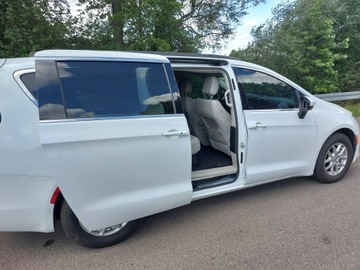 Chrysler Pacifica II 3.6 V6 291KM 2021 CHRYSLER VOYAGER PACIFICA 3,6 V6, zdjęcie 11