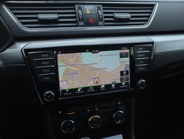 Skoda Superb III Kombi 1.6 TDI 120KM 2017 Skoda Superb 1.6 TDI, Navi, Xenon, Bi-Xenon, zdjęcie 11