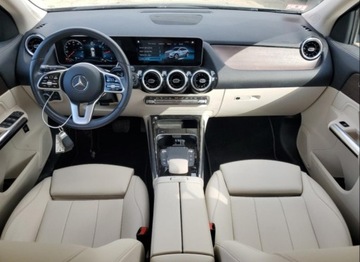 Mercedes GLA II 2021 Mercedes-Benz GLA 2021 MERCEDES-BENZ GLA 250 4MATIC 2.0 Benzyna 221KM, zdjęcie 8