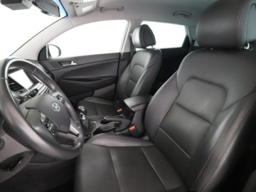 Hyundai Tucson III SUV 1.6 GDI 132KM 2018 Hyundai Tucson Kamera, Navi, Aut.klima, Bluetooth, zdjęcie 12
