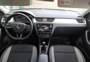 Skoda Rapid II Liftback Facelifting 1.0 TSI 110KM 2017 Skoda RAPID 1.0 TSI 110KM Salon PL ASO Benzyna 110KM, zdjęcie 8