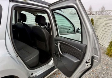 Dacia Duster I SUV Facelifting 1.2 TCe 125KM 2014 Dacia Duster Dacia Duster 1.2 TCe Celebration 1.2 Benzyna 125KM, zdjęcie 30