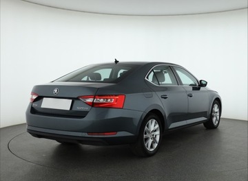 Skoda Superb III Liftback 1.8 TSI 180KM 2016 Skoda Superb 1.8 TSI, Salon Polska, Serwis ASO, zdjęcie 4