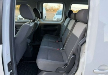 Volkswagen Caddy III Kombi Maxi 2.0 EcoFuel CNG 109KM 2010 Volkswagen Caddy 2.0 MPI 109 KM 5 osobowy Nowa instalacja LPGZarejestrowany, zdjęcie 12