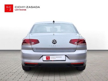 Volkswagen Passat B8 Variant Facelifting 2.0 TDI SCR 200KM 2022 Volkswagen Passat 2.0 TDi 200KM DSG7 Business SalonPL ASO NaviKameraTravel, zdjęcie 5
