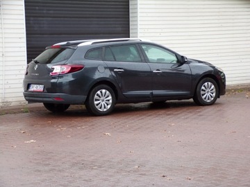 Renault Megane II Kombi 2.0 16V CVT 140KM 2009 Renault Megane Skrzynia /Automatyczne /Skóry, zdjęcie 5