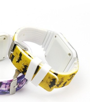 Светодиодные часы Бэтмен, светящиеся в темноте