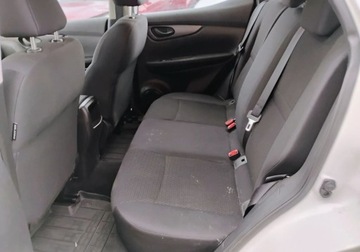 Nissan Qashqai II Crossover 1.2 DIG-T 115KM 2015 Nissan Qashqai 2015r, Salonowy, 1.2 Benzyna. Uszkodzony. Poobijany. Jezdzi., zdjęcie 8
