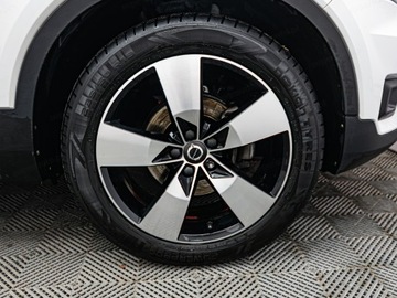Volvo XC40 Crossover 1.5 T3 163KM 2020 VOLVO XC40 T3 Momentum Pro Suv 1.5 (163KM) 2020, zdjęcie 33