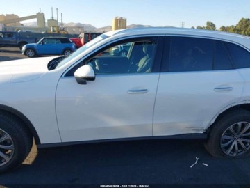 Mercedes GLC C254/X254 2024 Mercedes-Benz GLC 300 4Matic Suv 2024 2.0l 2.0 Benzyna 255KM, zdjęcie 2