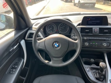 BMW Seria 1 F20-F21 Hatchback 5d 116i 136KM 2012 BMW Seria 1 KLIMATYZACJA NAWIGACJA PARKTRONIC TYL EL.SZYBY SERWISOWANA ORY, zdjęcie 8