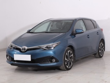 Toyota Auris II Hatchback 5d Facelifting 1.6 Valvematic 132KM 2015 Toyota Auris 1.6 Valvematic, Salon Polska, zdjęcie 1
