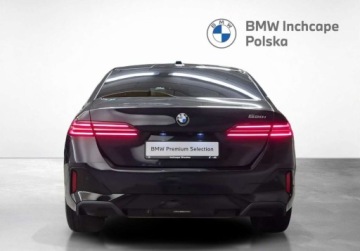 BMW Seria 5 G90-91 2025 BMW Seria 5 520i M Sport, Dach panoramiczny, Harman Kardon, Pakiet Comfort, zdjęcie 3