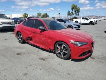 Alfa Romeo Giulia II Sedan Facelifting 2.0 Turbo 280KM 2021 Alfa Romeo Giulia 2021, TI Sport, 2.0L, od ubezpieczalni 2.0 Benzyna 280KM, zdjęcie 2