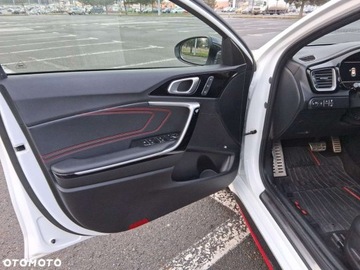 Kia Proceed Shooting Brake 1.6 T-GDI 204KM 2020 Kia ProCeed Kia ProCeed 1.6 Benzyna 204KM, zdjęcie 9