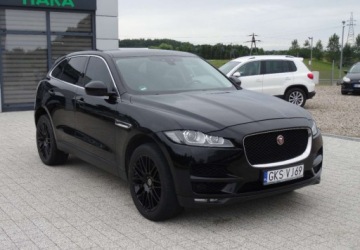Jaguar F-Pace SUV 3.0 TDV6 300KM 2016 Jaguar F-Pace Jaguar F-Pace 3.0 TDV6 AWD 300 Sport 3.0 Diesel 300KM, zdjęcie 3