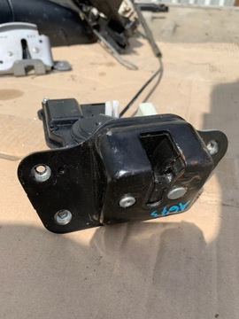 ZÁMEK ZADNÍ DODGE GRAND CARAVAN 11R