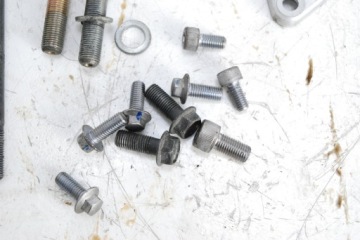 YAMAHA FJR 1300 06-12 болты крепления двигателя