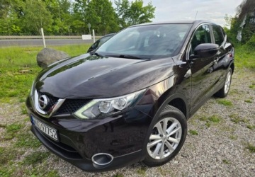 Nissan Qashqai II Crossover 1.2 DIG-T 115KM 2016 Nissan Qashqai Nissan Qashqai 1.2 DIG-T Acenta 1.2 Benzyna 115KM