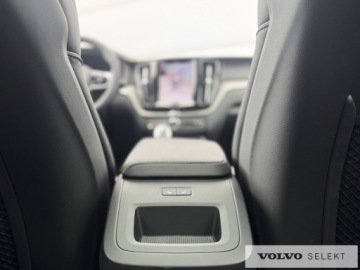 Volvo XC60 II Crossover Plug-In Facelifting 2.0 T6 350KM 2025 Volvo XC 60 T6 Plug-In | AWD | Plus Dark | FV23% |, zdjęcie 23