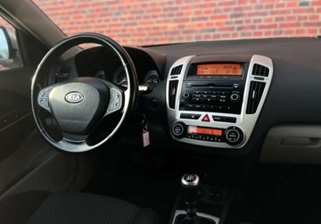 Kia Ceed I Hatchback 1.4 109KM 2008 Kia Ceed Klima Isofix Super stan Gwarancja w cenie Warszawa VRLK 1.4 109KM, zdjęcie 5