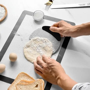 Лопатка, лопаточка и формочка для торта - 16 х 12 см.