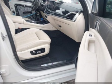 BMW X5 G05 2025 BMW X5 M60i 2025 4.4l 4.4 Benzyna 523KM, zdjęcie 9