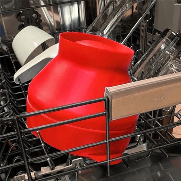 Силиконовая чаша для приготовления попкорна в микроволновке.