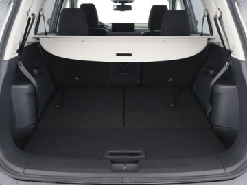 Nissan X-Trail IV 2024 Nissan X-Trail 7 os. HEV 4x4 automat full LED navi, zdjęcie 19