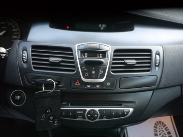 Renault Laguna III Hatchback 2.0 16v 140KM 2009 Renault Laguna 2.0 Stan b.dobry Gwarancja 12mcy, zdjęcie 17