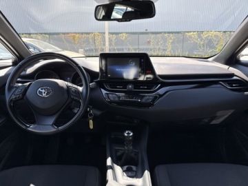 Toyota C-HR I Crossover 1.2L Turbo 116KM 2019 Toyota C-HR 1.2 T GPF Premium 1.2 T GPF Premium, zdjęcie 8