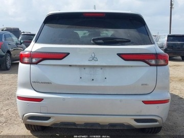 Mitsubishi Outlander III 2022 Mitsubishi Outlander Sel, 2022r., 2.5L 2.5 Benzyna 181KM, zdjęcie 7