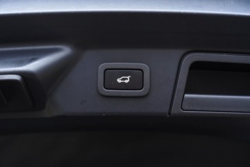 Land Rover Range Rover Velar SUV 2.0 Si4 300KM 2020 Land Rover Range Rover Velar Panorama AWD ACC HSE LED zaw. Pneumatycz, zdjęcie 8