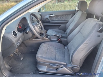 Audi A3 8P Hatchback 3d 1.6 102KM 2007 Audi A3 3-drzwiowe 1.6 MPi nowe opony Serwis Bezwypadkowy 1.6 Benzyna 102KM, zdjęcie 12