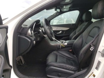 Mercedes Klasa C W205 2020 Mercedes-Benz Klasa C 2020 MERCEDES-BENZ C 300 4MATIC 2.0 Benzyna 255KM, zdjęcie 7