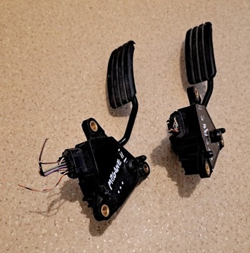 RENAULT MEGANE II PEDAŁ POTENCJOMETR GAZU 8200153270--B