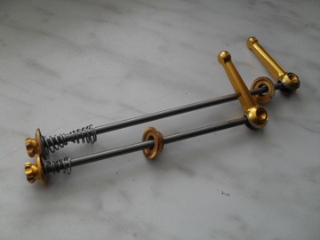 ЗАЖИМЫ KCNC Road Skewer с комплектом осей TI, титан