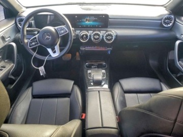 Mercedes Klasa A W177/V177 2019 Mercedes-Benz Klasa A 220 2019 2.0 Benzyna 188KM, zdjęcie 8