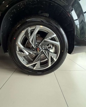 Hongqi HS3 1.5T 169KM 2025 Hongqi HS3 1.5T FWD 156KM Leasing od 101 1.5 Benzyna 169KM, zdjęcie 7