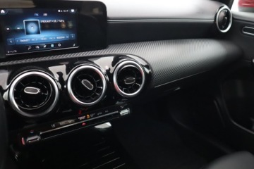 Mercedes Klasa A W177/V177 2019 Mercedes A A 180, Salon Polska, Automat, Skóra, zdjęcie 20