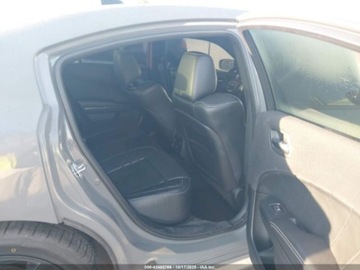 Dodge Charger VII 2017 Dodge Charger SRT Hellcat 2017 6.2L 6.2 Benzyna 707KM, zdjęcie 12