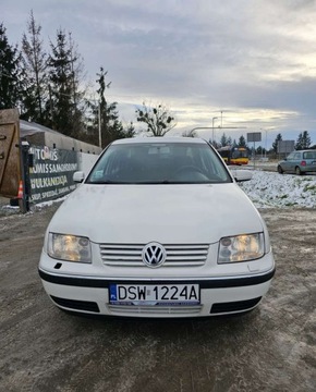 Volkswagen Bora Sedan 2.0 115KM 2003 Volkswagen Bora Volkswagen Bora 2.0 2.0 Benzyna 115KM, zdjęcie 4