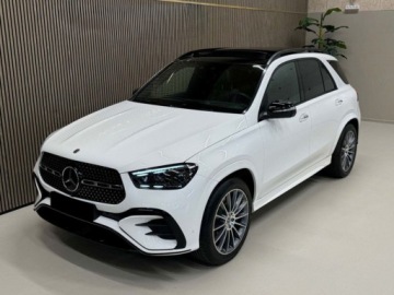 Mercedes GLE V167 SUV Facelifting 3.0 450d 367KM 2025 MERCEDES-BENZ GLE 450 d 4-Matic AMG Line 3.0 (367KM) 2025, zdjęcie 1