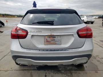 Mercedes GLA II 2020 Mercedes-Benz GLA 2020, 2.0L, od ubezpieczalni 2.0 Benzyna 211KM, zdjęcie 4