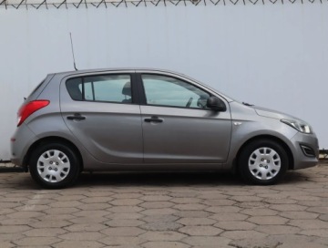 Hyundai i20 I Hatchback 5d Facelifting 1.2 DOHC 85KM 2013 Hyundai i20 1.2, Klima, zdjęcie 5