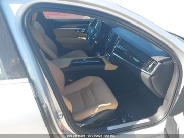 Volvo S90 II Sedan 2.0 T5 250KM 2018 Volvo S90 2018 Volvo S90 T5 FWD Momentum 2.0 Benzyna 250KM, zdjęcie 6