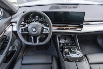 BMW Seria 5 G90-91 Touring 2.0 520d 197KM 2026 BMW 520 xDrive Limuzyna - DEMO, zdjęcie 17