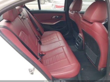 BMW Seria 3 G20-G21 2023 BMW Seria 3 330i, 2023r., 2.0L 2.0 Benzyna 255KM, zdjęcie 9