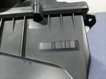 BMW 7 G11 G12 LCI 3.0 D B57 265 KM POUZDRO FILTRU VZDUCHU 7643301