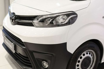 Toyota 2022 Toyota Proace Verso Kombi 2.0 D-4D Long 2,8t 2.0 Diesel 145KM, zdjęcie 30